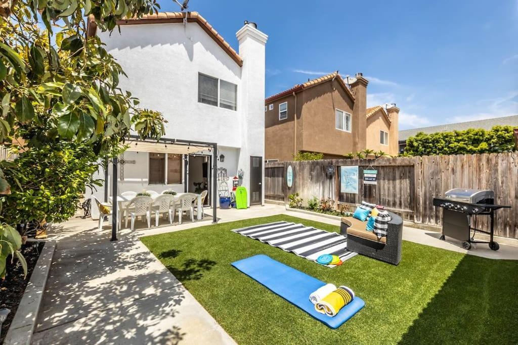 The White Beach House Of Huntington هونتينغتون بيتش، أورانج، كاليفورنيا المظهر الخارجي الصورة