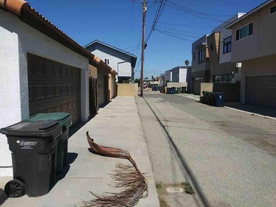 The White Beach House Of Huntington هونتينغتون بيتش، أورانج، كاليفورنيا المظهر الخارجي الصورة