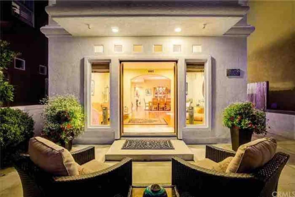 The White Beach House Of Huntington هونتينغتون بيتش، أورانج، كاليفورنيا المظهر الخارجي الصورة